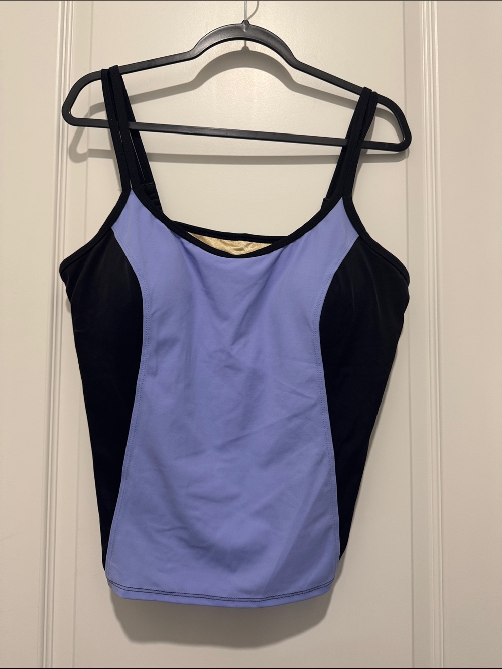 Women’s Travelsmith periwinkle and black underwire swimsuit - 18